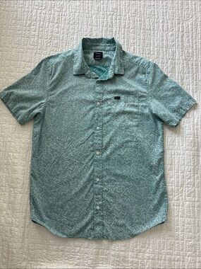 RVCA Men’s Short-Sleeve Wave Printed Button-Up Shirt